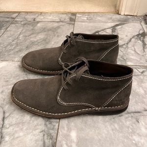 John Varvatos gray suede chukka boots, size 9